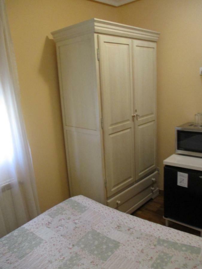 Hostal Becares Palencia Eksteriør bilde