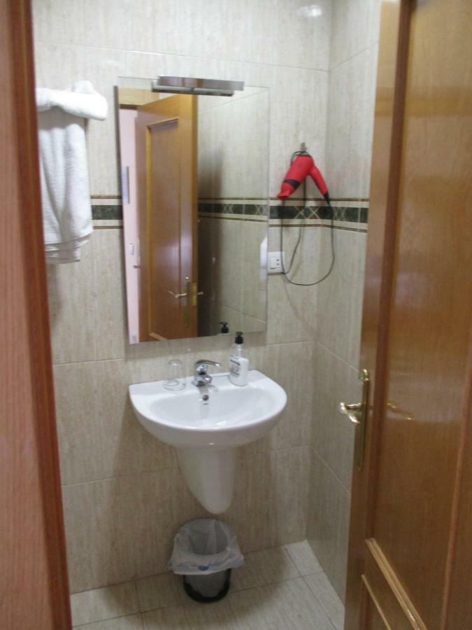 Hostal Becares Palencia Eksteriør bilde